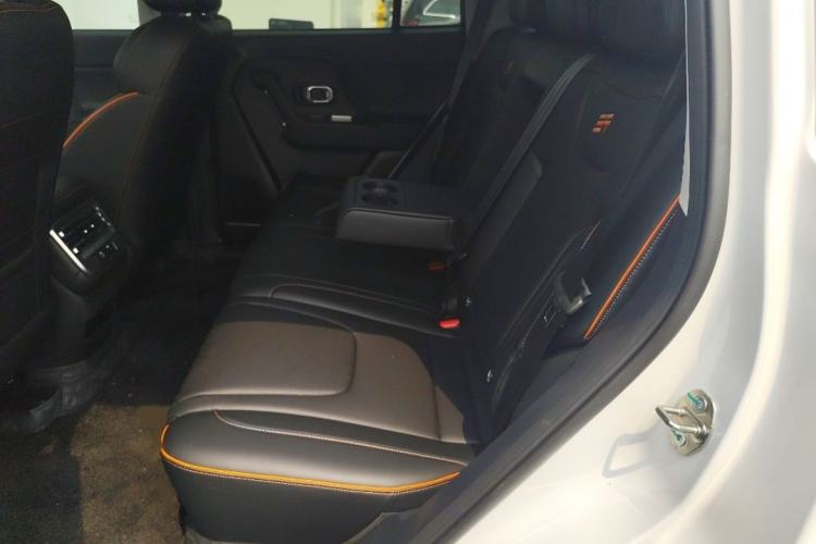 Used JETOUR Shanhai T1 2025 150 km to the Lake