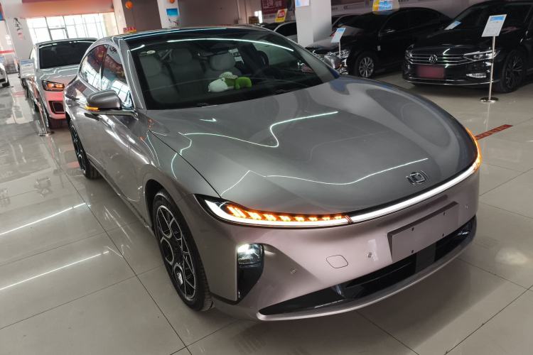 Used CHANGAN NEVO A07 2025 Blue Whale Range-Extending Version 230 Flagship Model
