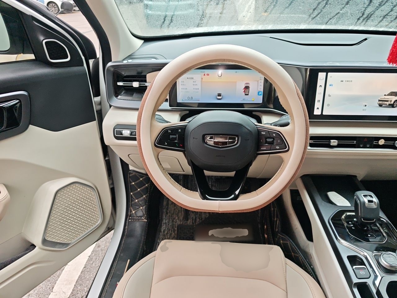 Geely Auto icon 2023 1.5TD Chocolate Smoothie Edition — снимка 10