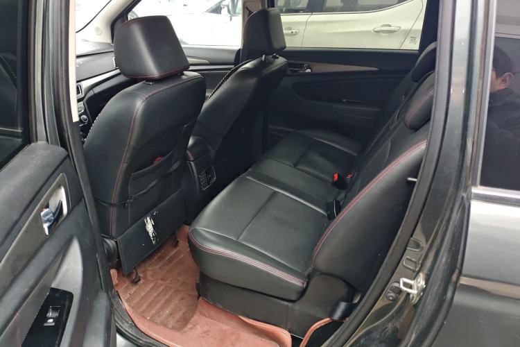 Used CHANGAN KAICHENG Oushang A600 2016 1.5L Manual Luxury 7-Seater Left Rear Seat