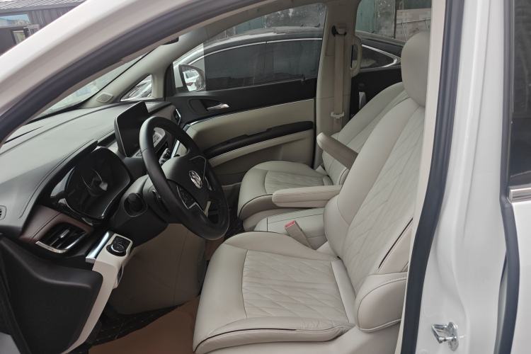 Used Buick GL8 2023 Land Executive Class 652T Luxury Model Left Front Seat