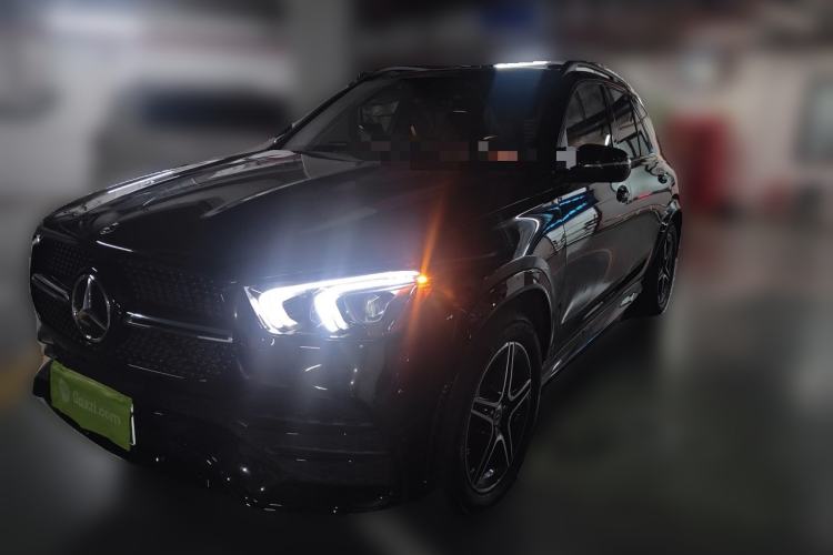 Used Mercedes-Benz GLE Mercedes-Benz GLE 2023, 3.0-liter automatic, 5 seats (parallel import)