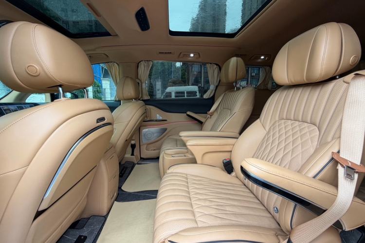 Used VOYAH Dream 2022 Low-Carbon Edition Dream+ Smart Enjoyment Package Interior 1