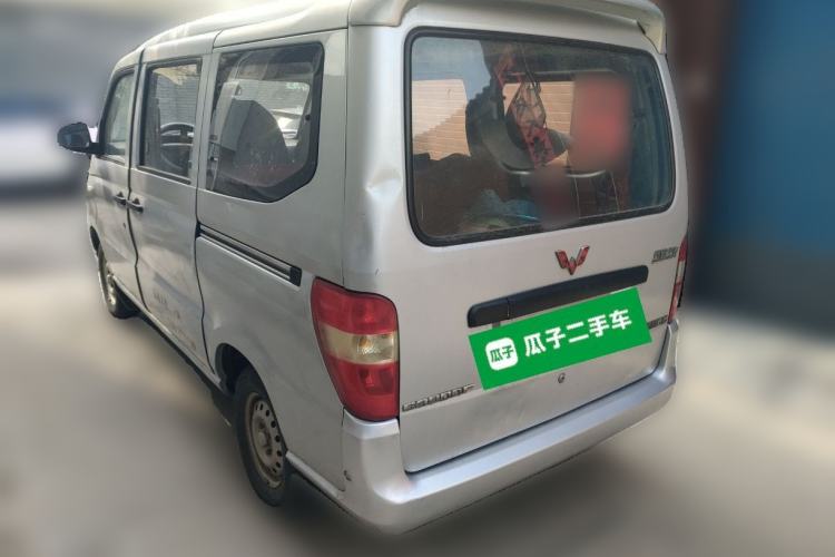 Used Wuling Zhiguang 2010 1.0L New Version Practical Short-Body L2Y
