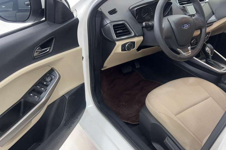 Used Ford Escort 2017 Revised Version 1.5L Automatic Comfort Edition