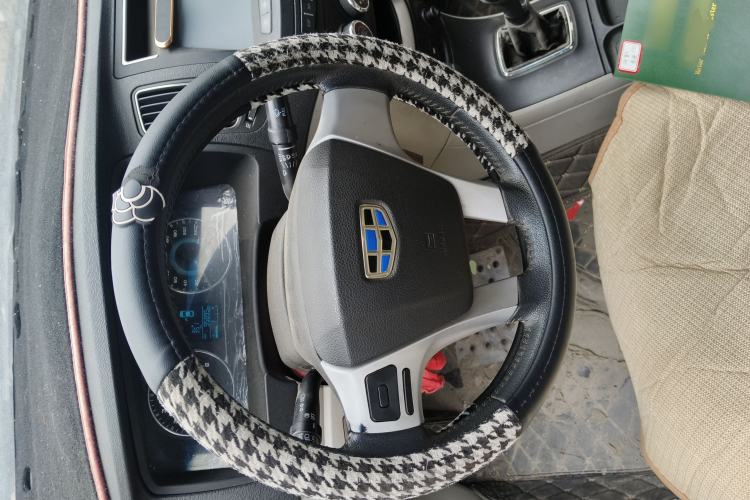 Used Geely Auto Vision 2015 1.5L Manual Happiness Edition
