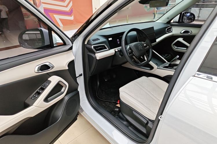 Used BYD Yuan UP 2025 Intelligent Driving Version 401 KM Dynamic Edition