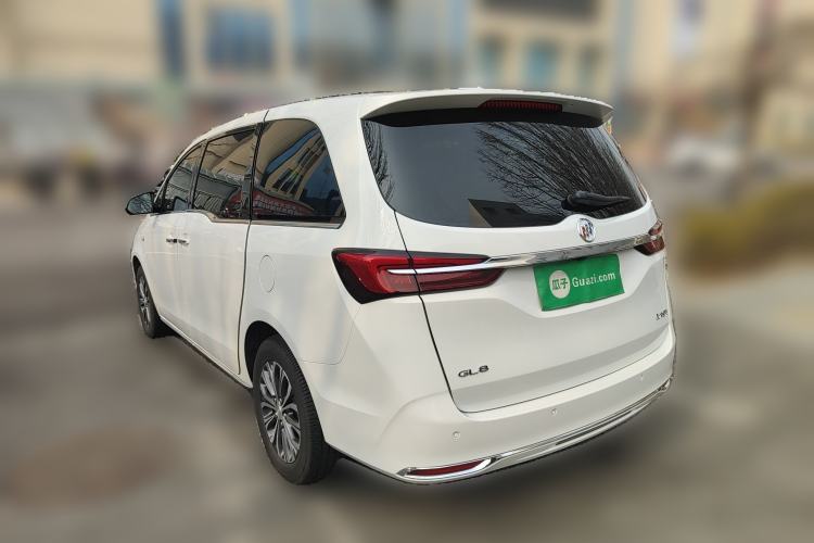Used Buick GL8 2023 Facelifted Land Cruiser Executive Luxury Version