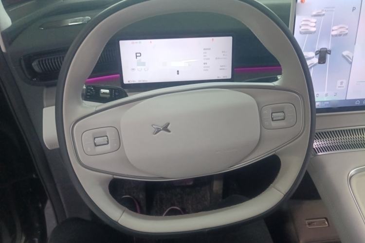 Used XPeng X9 2024 610 Long-Range Pro
