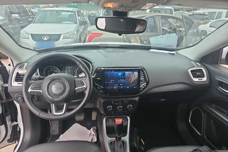 Used Jeep Compass 2017 200T Automatic Enjoyment Version Center Console