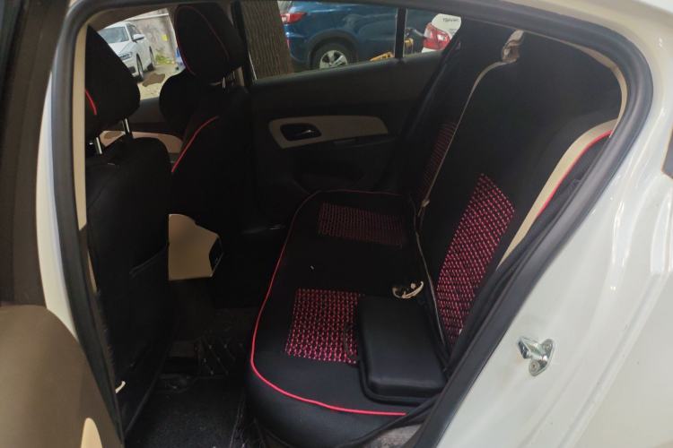 Used Chevrolet Cruze 2015 1.5L Classic SE AT Left Rear Seat