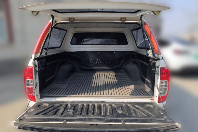 Used Nissan Navara 2017 2.5L Manual Two-Wheel Drive Standard Edition QR25