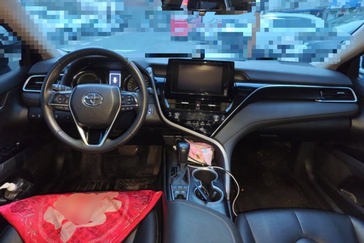 Used Toyota Camry 2021 Dual-Motor 2.5 HGVP Leading Edition Center Console