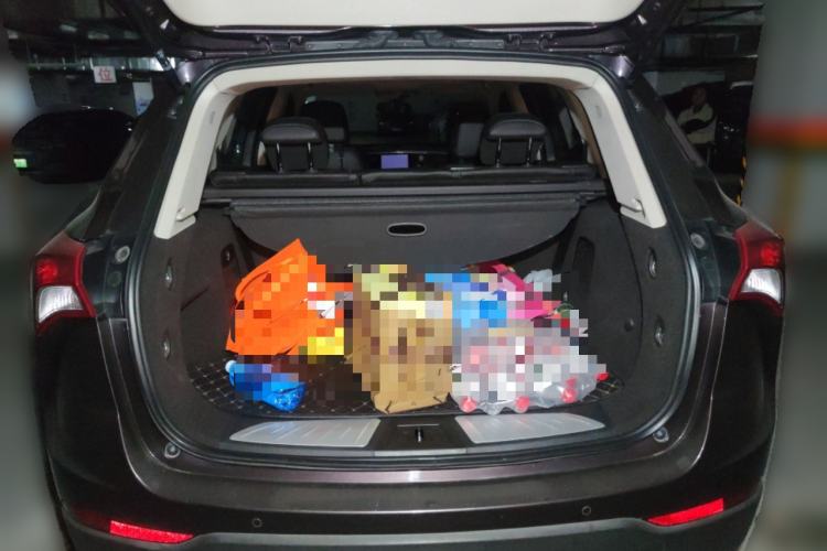 Used Buick Envision 2018 20T Two-Wheel-Drive Elite Model Trunk