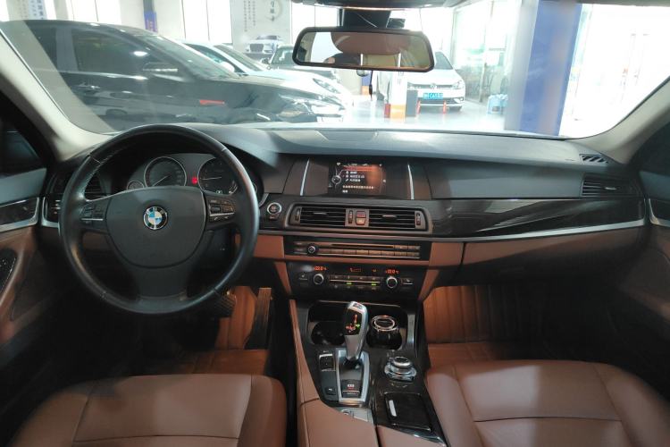 Used BMW 5 Series 2014 525Li Leading Model