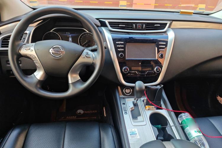 Used Nissan Murano 2019 2.5L XE Two-Wheel Drive Elite Version China V Standard Center Console