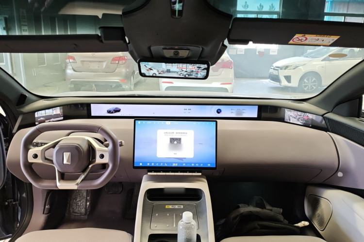 Used Avatr 12 2026 Ultra Pure-Electric All-Wheel-Drive Version Center Console