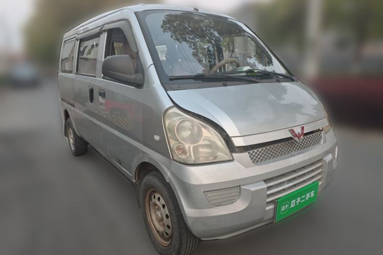 Used Wuling Rongguang 2012 1.2L Extended Basic Version LJY Front Right 45 Deg