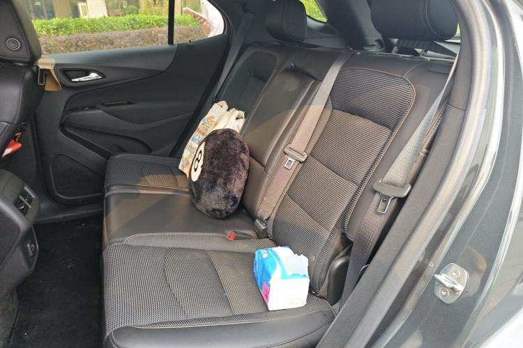 Used Chevrolet Equinox 2019 535T Automatic Lingjie Edition China V Standard Left Rear Seat