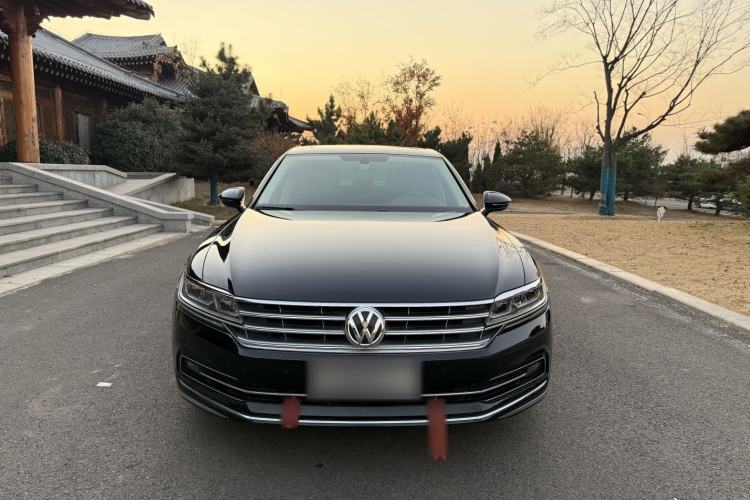 Used Volkswagen Phideon 2019 380TSI Two-Wheel Drive Business Edition China VI Standard
