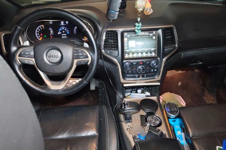 Used Jeep Grand Cherokee 2014 3.0L Comfort Navigation Edition
