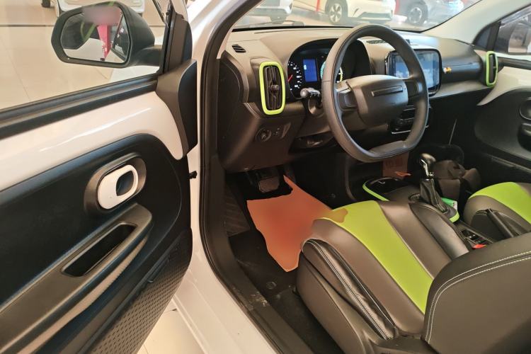 Used Roewe Clever 2021 302 km New Four-Seater Super-Efficient Version