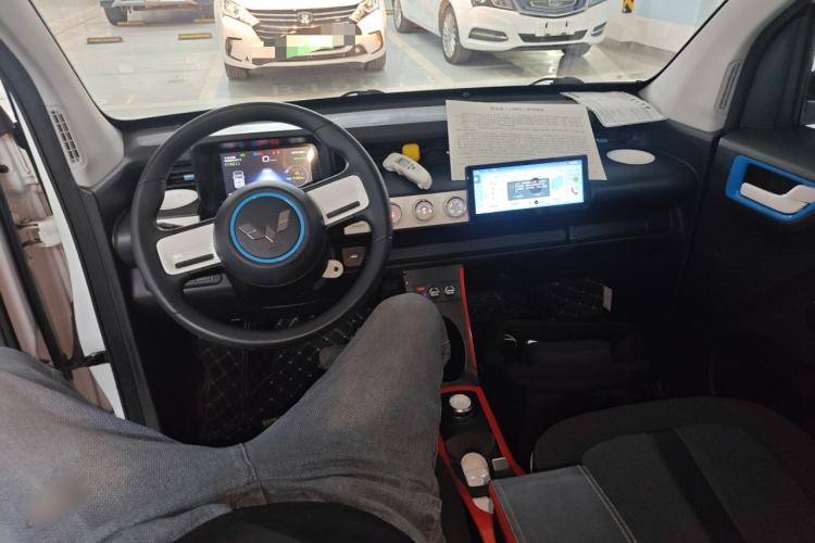 Used Wuling Hongguang MINIEV 2022 GAMEBOY 300km Play Edition Lithium Iron Phosphate Center Console