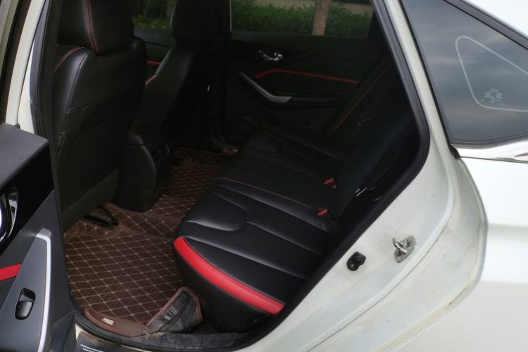 Used Venucia D60 2019 100 000 Honor 1.6L XL CVT Chenku Edition China VI Standard
