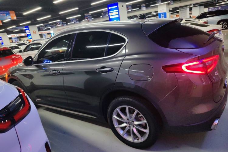 Used Alfa Romeo Stelvio 2021 2.0T 280HP Luxury Edition
