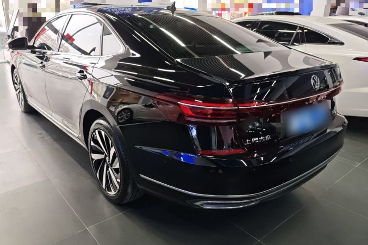 Used Volkswagen Passat 2023 330TSI Luxury Edition