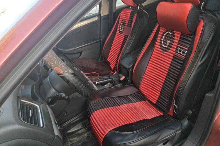 Used Volkswagen Sagitar 2012 1.4TSI Automatic Luxury Edition Left Front Seat