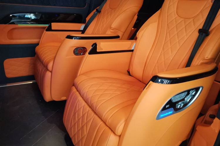 Used Mercedes-Benz Vito 2018 2.0T Business Version China VI Emission Standard