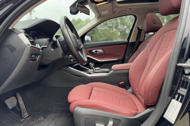 Used BMW 3 Series 2021 Second Facelift 325Li M Sport Package Interior 9