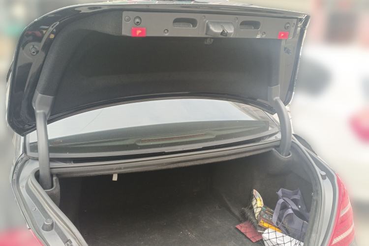 Used Mercedes-Benz S-Class 2012 S 300 L Business Standard Model