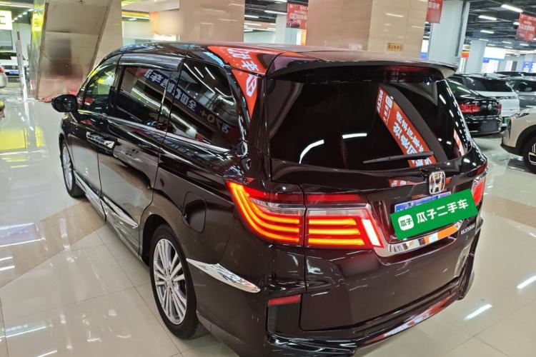 Used Honda Elysion 2016 2.4L Supreme Edition
