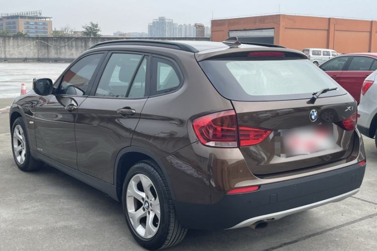 Used BMW X1 2010 sDrive18i Luxury Model Exterior 8