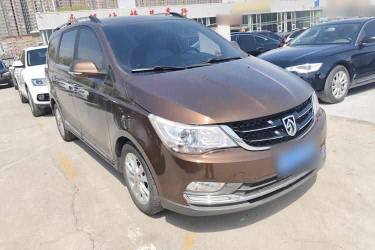 Used Baojun 730 2016 1.5T Manual Comfort Version 7 Seats Front Right 45 Deg