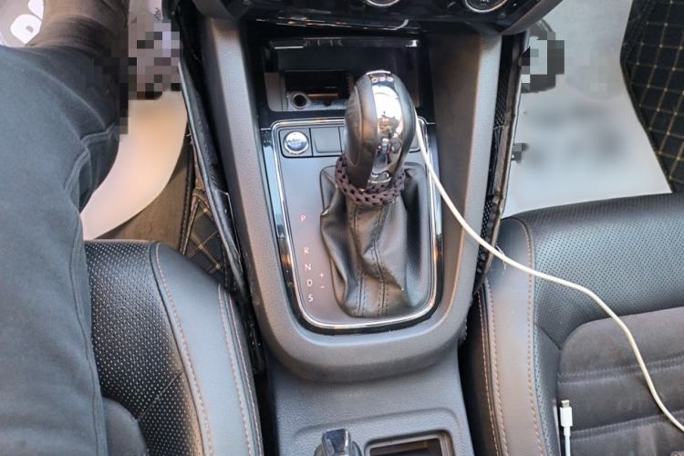 Used Volkswagen Sagitar 2015 230TSI Automatic Luxury Model
