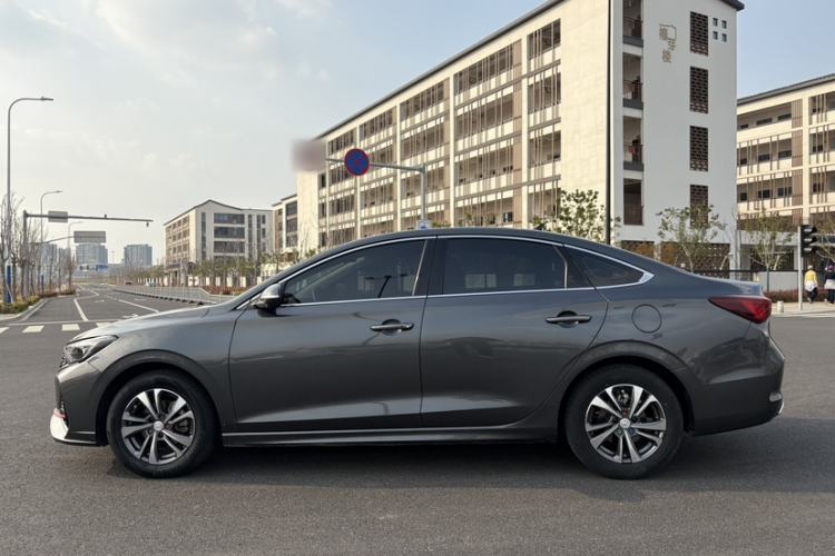 Used CHANGAN Eado 2024 PLUS Blue Whale NE 1.4T GDI DCT High-Energy Edition
