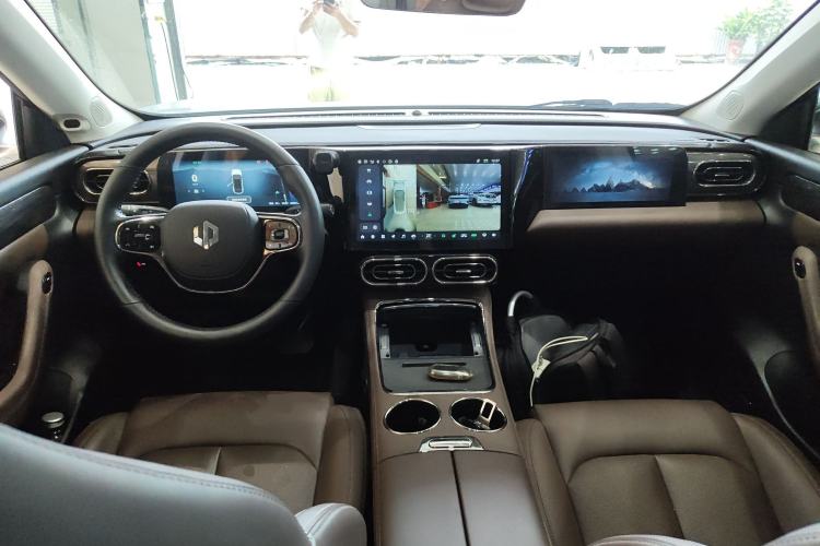 Used Leapmotor C11 2023 Range-Extended 300 Smart Enjoyment Edition
