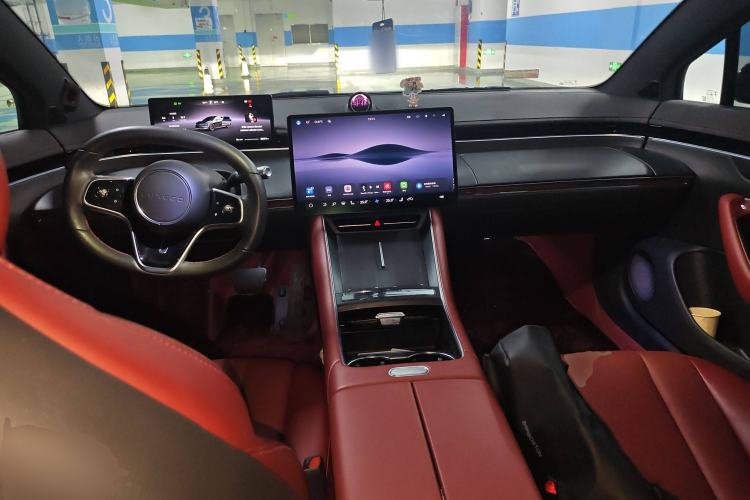 Used Hima Luxeed S7 2024 Max RS Four-Wheel-Drive Performance Edition Center Console