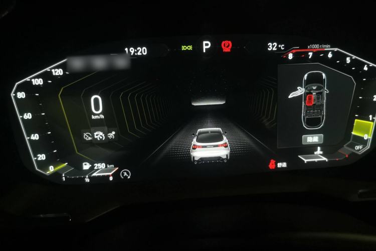 Used Lynk & Co 05 2020 2.0TD Two-Wheel Drive Shine Halo