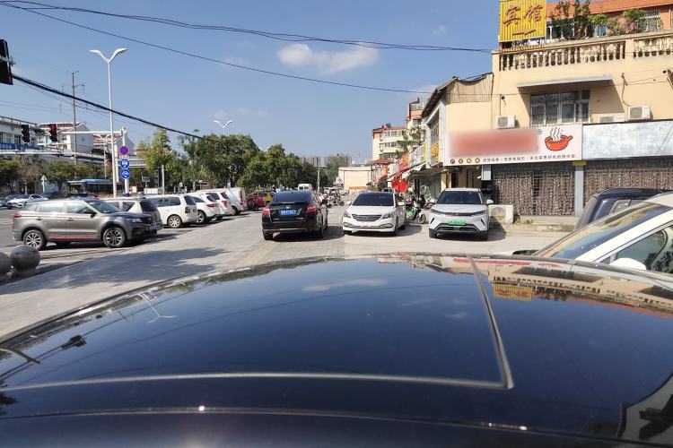 Used Volkswagen Beetle 2018 180TSI Joyful Orange Edition