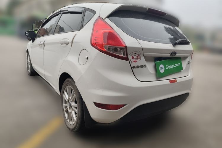 Used Ford Fiesta 2013 Hatchback 1.5L Automatic Fashion Edition
