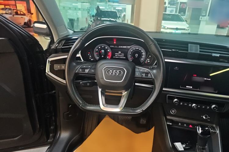 Used Audi Q3 2023 35 TFSI Fashion Dynamic Model (1.5T)