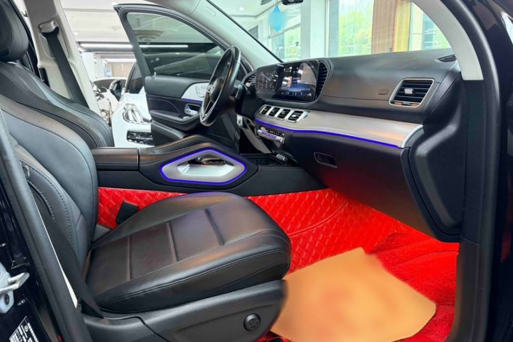 Used Mercedes-Benz GLE 2024 GLE 450 4MATIC AMG Line Interior 6