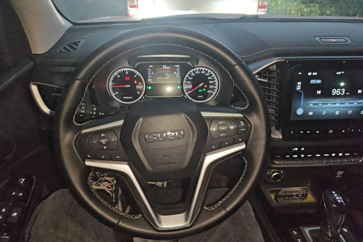 Used Isuzu D-MAX 2021 1.9T Automatic All-Wheel Drive Diesel Global Leading RZ4E