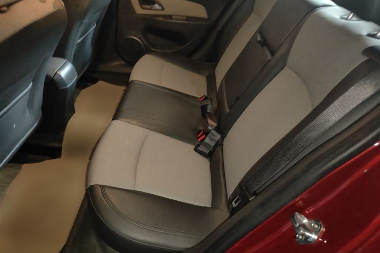 Used Chevrolet Cruze 2011 1.8L SE Automatic
