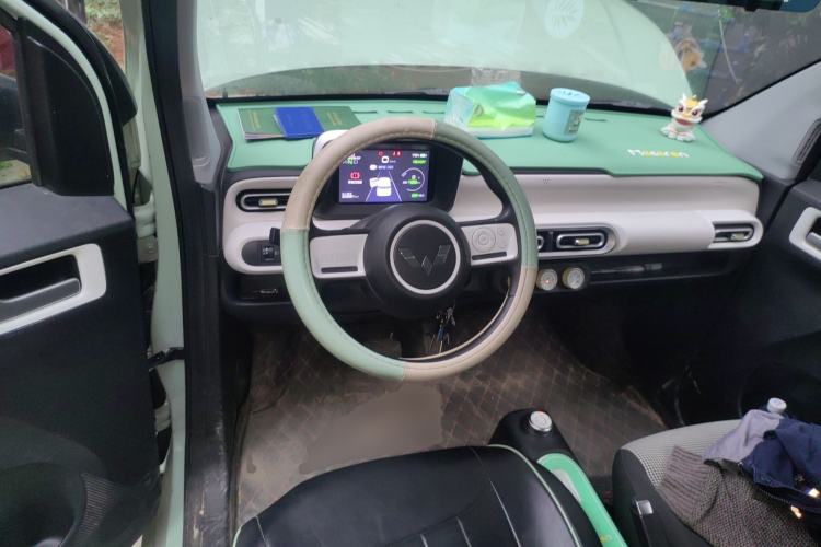 Used Wuling Hongguang MINIEV 2024 3rd Generation 215km Youth Edition
