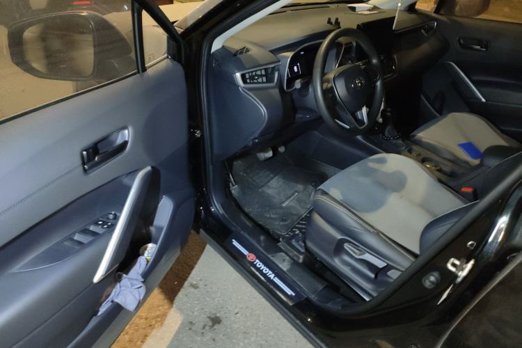 Used Toyota FRONTLANDER 2024 2.0L CVT Elite Plus Edition
